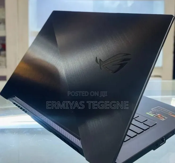 New Laptop Asus ROG Strix G15 16GB AMD Ryzen 7 SSD 512GB