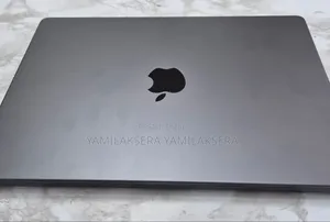 New Laptop Apple MacBook Pro 2025 M5 16GB Apple M5 SSD 1T