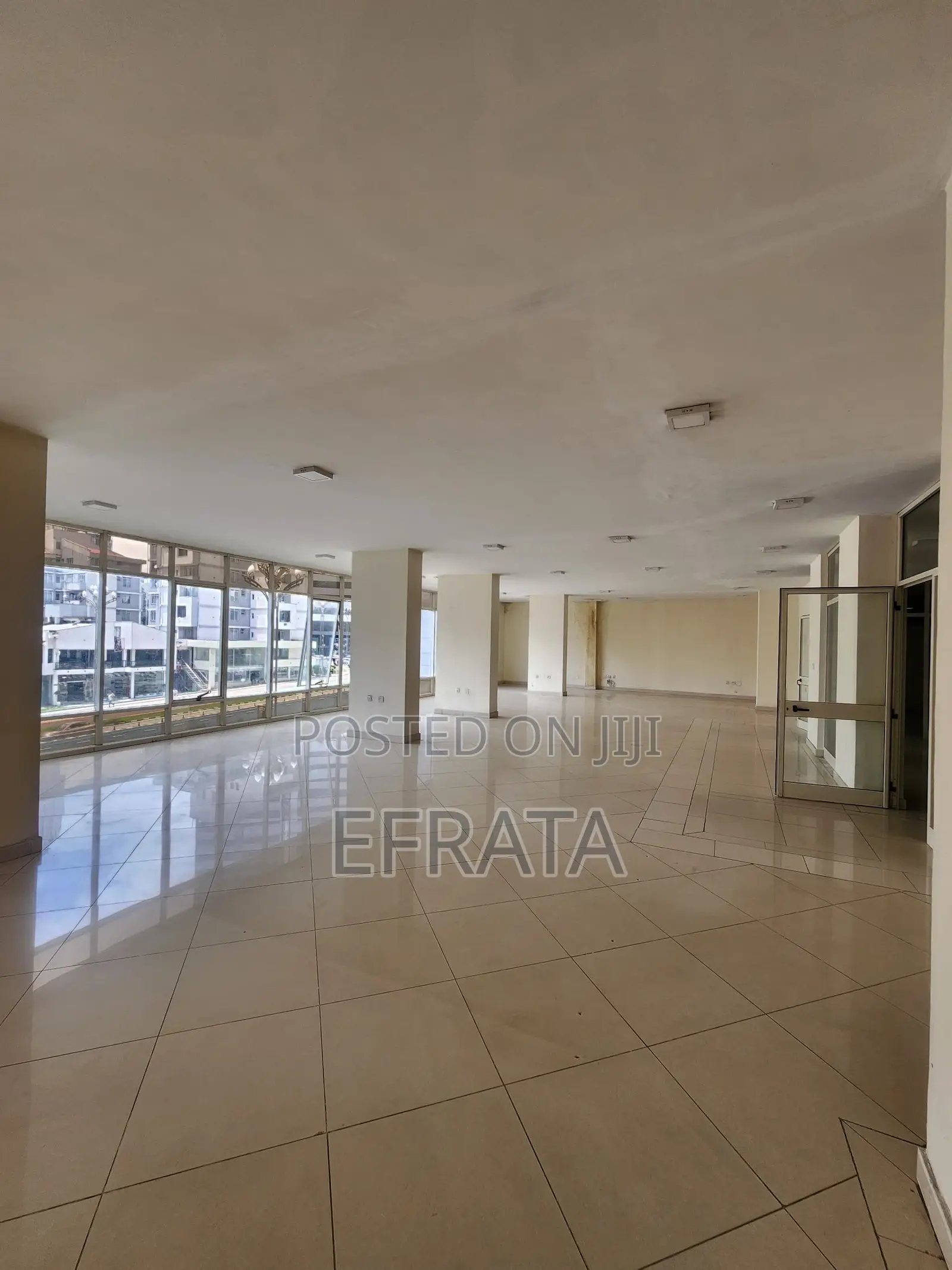 Commercial Office 400 SQM Rent