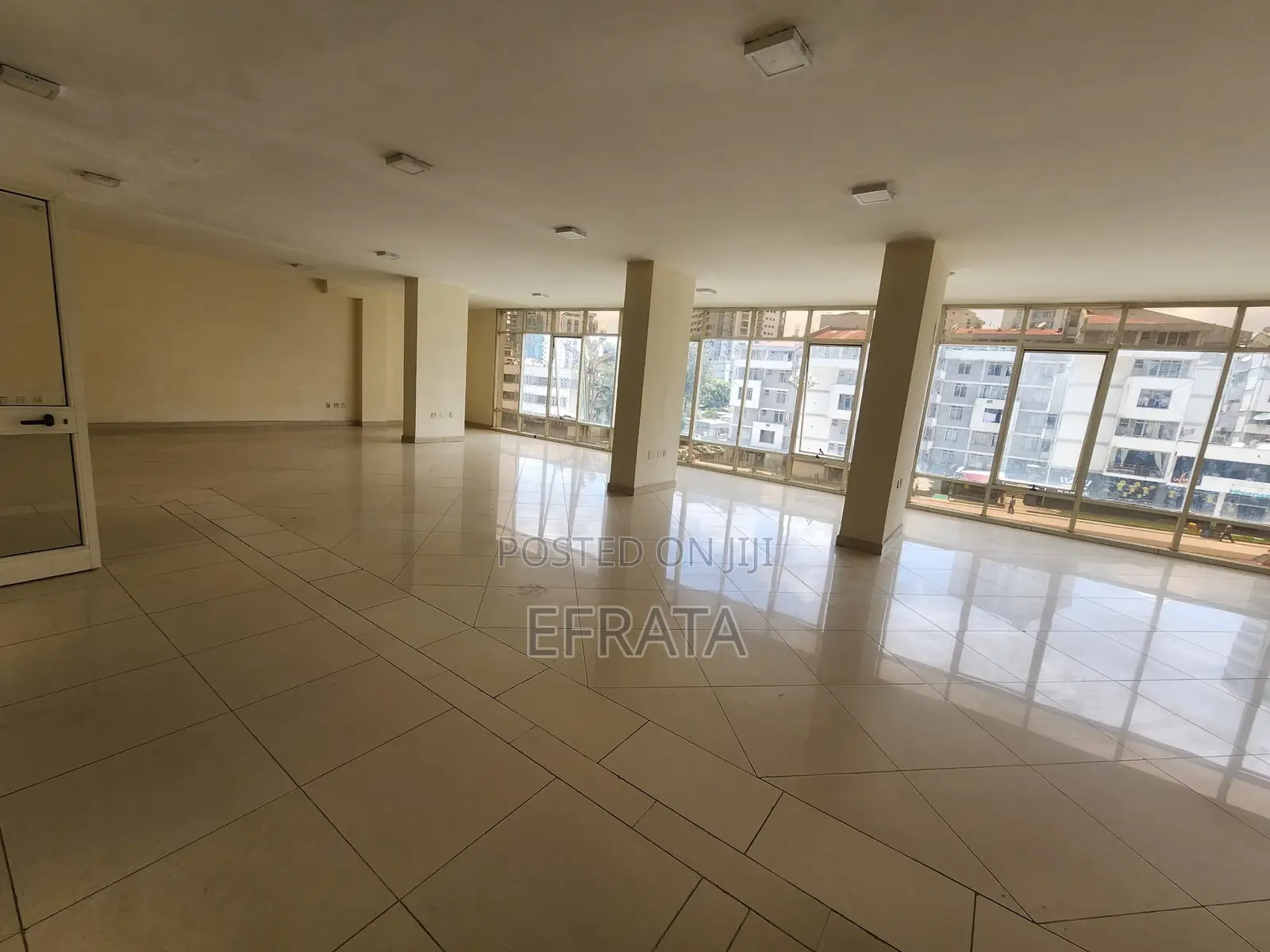 Commercial Office 400 SQM Rent