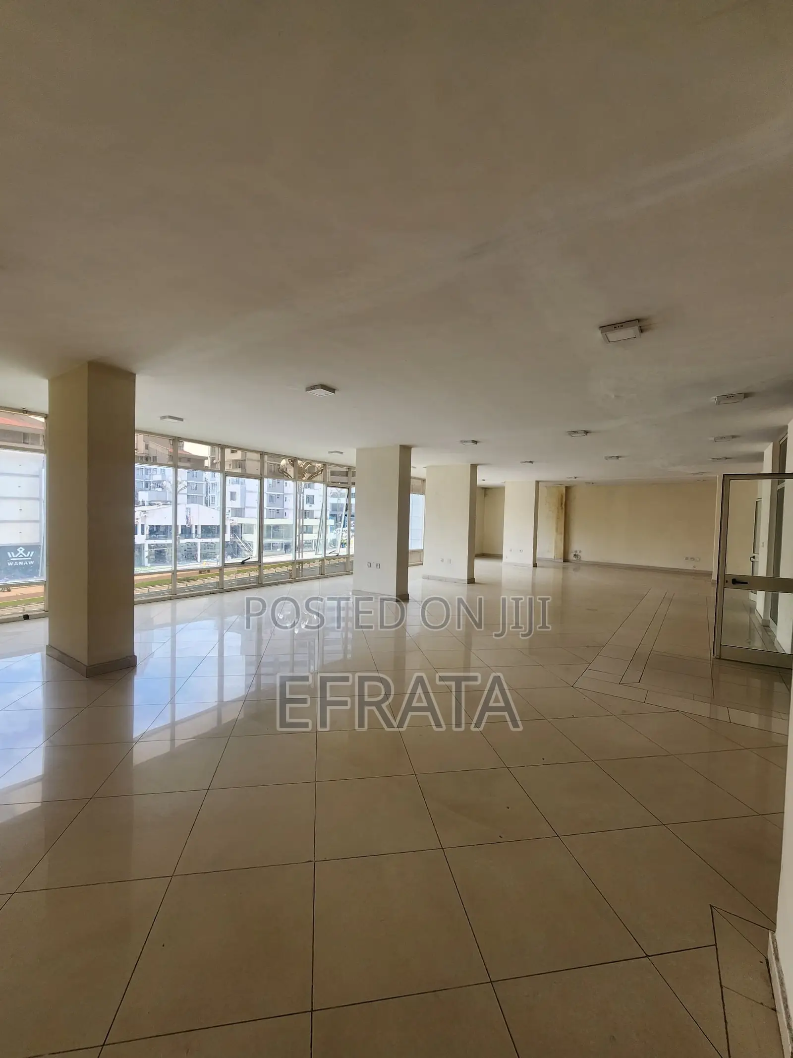 Commercial Office 400 SQM Rent