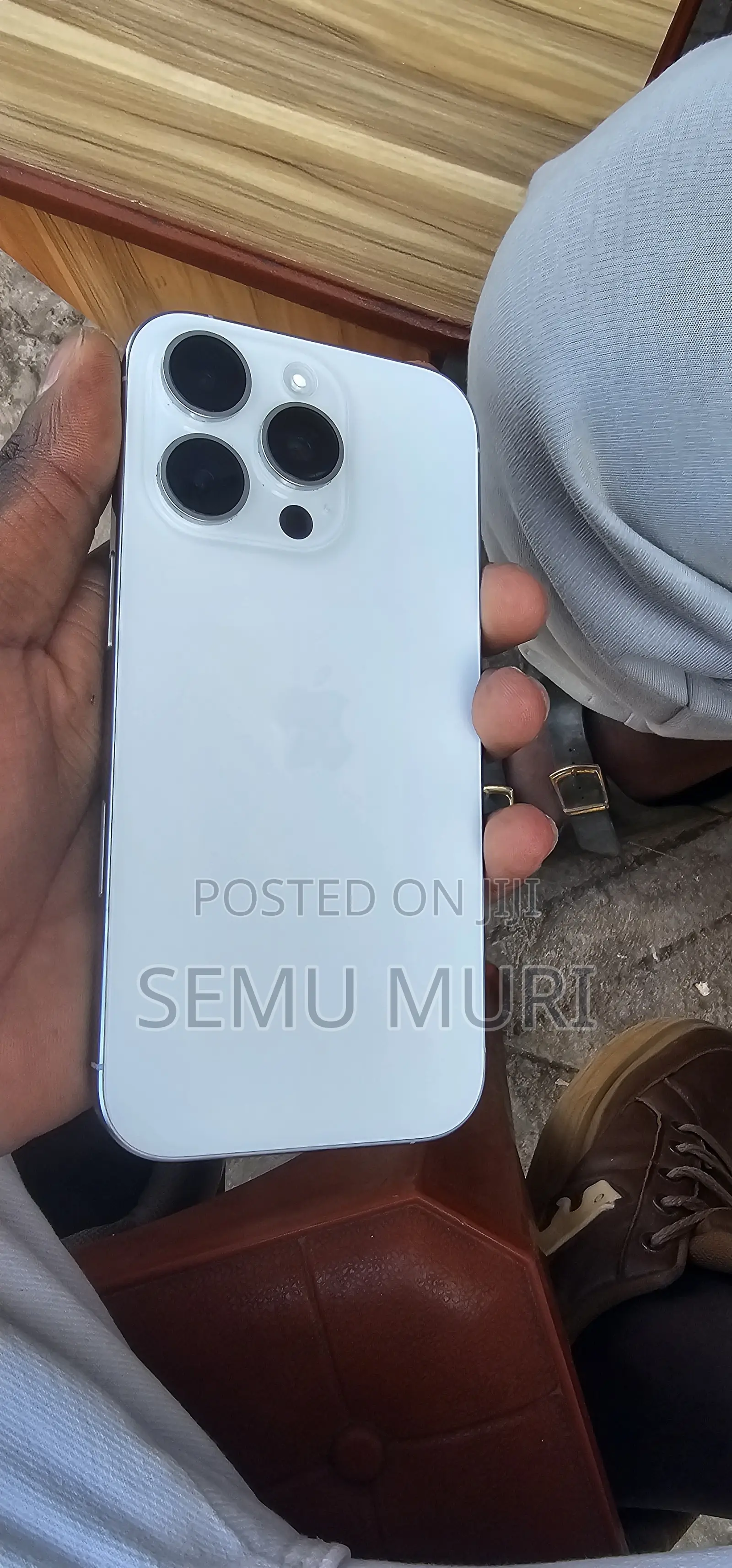 New Apple iPhone 16 Pro 256 GB White