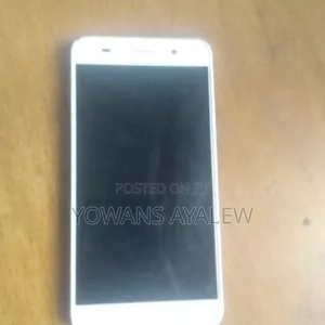 Huawei Ascend D1 8 GB White