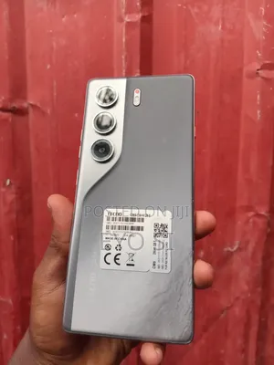 New Tecno Camon 40 256 GB Blue