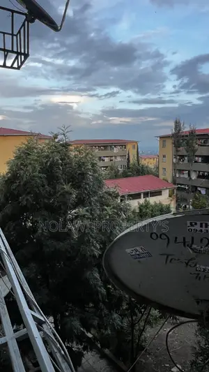 3bdrm Condo in Condominium, Yeka for sale