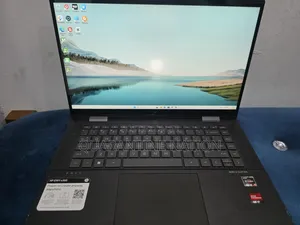 Laptop HP Envy x360 8GB AMD Ryzen 5 SSD 256GB