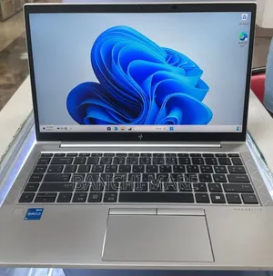 New Laptop HP EliteBook 840 G8 16GB Intel Core i5 SSD 512GB
