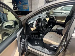 Toyota RAV4 2014 Gray