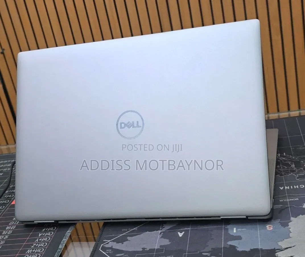 New Laptop Dell XPS 15 16GB Intel Core Ultra 7 SSD 512GB