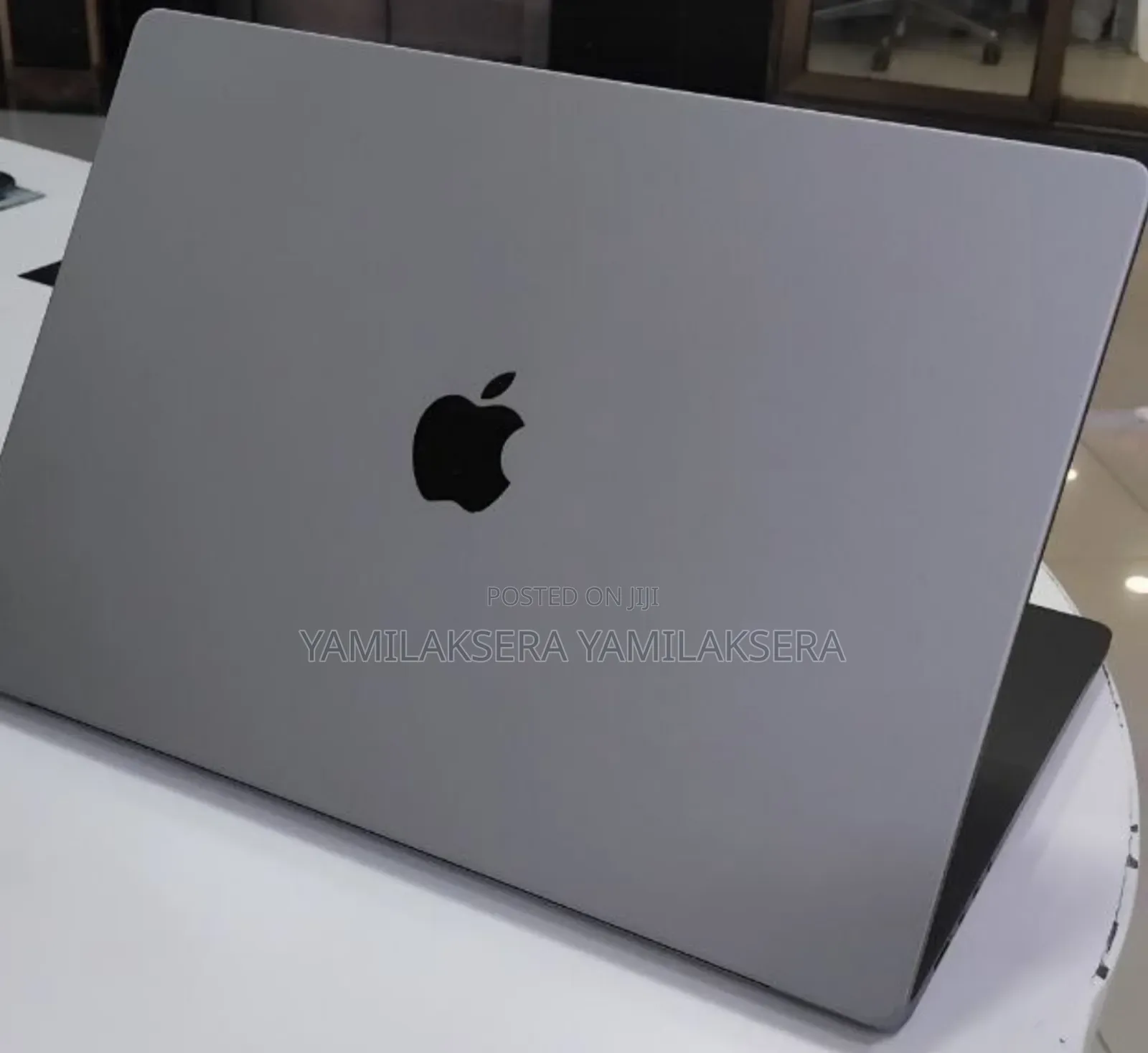 New Laptop Apple MacBook Pro 2021 M1 32GB Apple M1 Pro SSD 1T