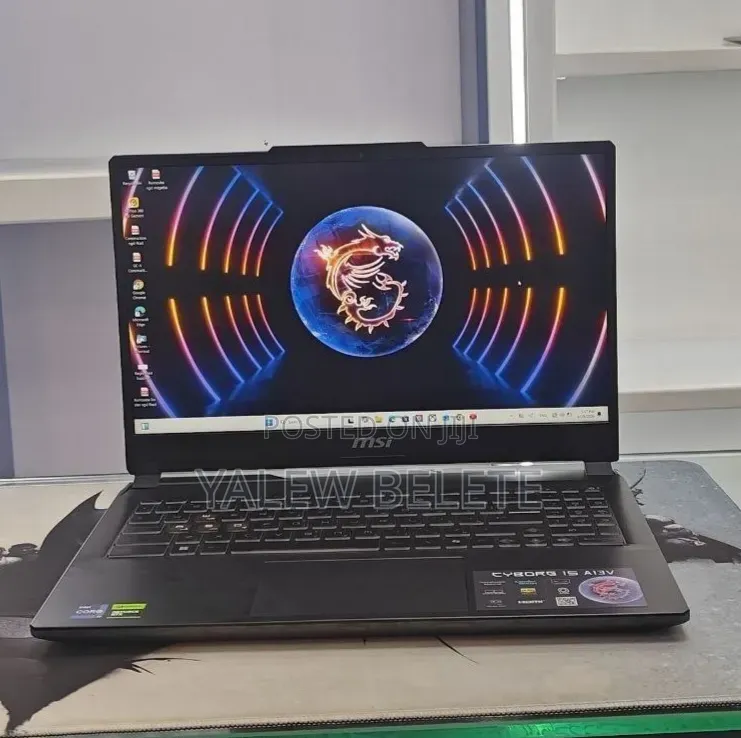 New Laptop MSI Cyborg 15 16GB Intel Core i7 SSD 1T