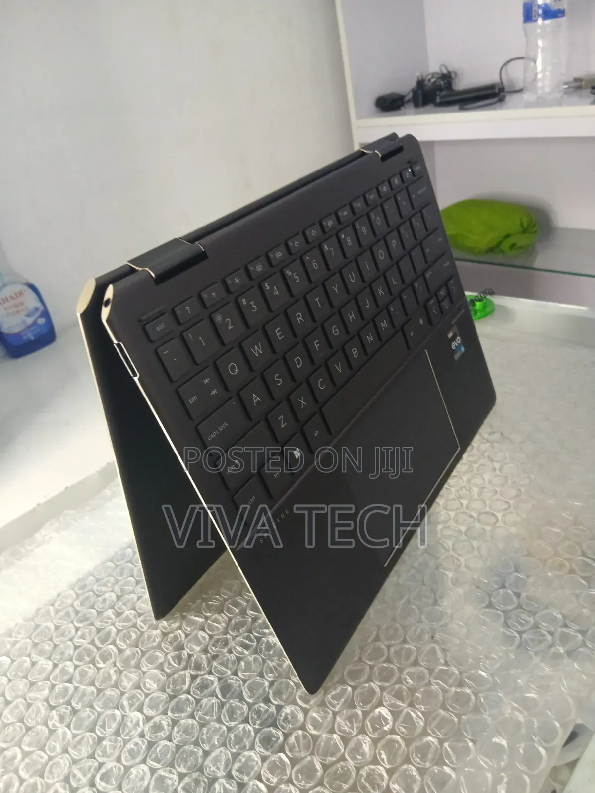 New Laptop HP Spectre 16GB Intel Core i7 SSD 1T