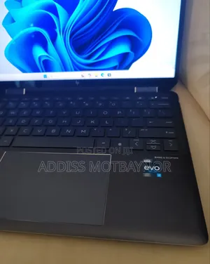 New Laptop HP Spectre 13 16GB Intel Core i7 SSD 1T