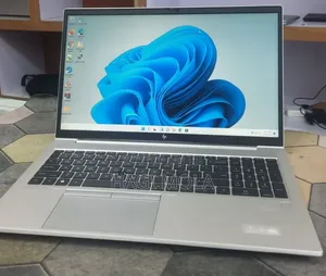 New Laptop HP EliteBook 840 16GB Intel Core i7 SSD 512GB