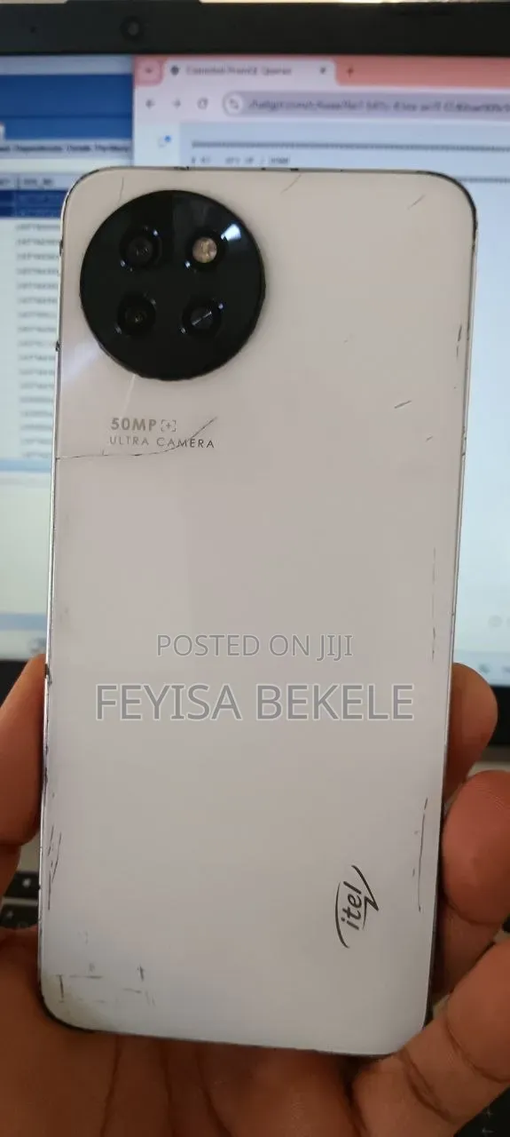 Itel S17 S661W 64 GB White
