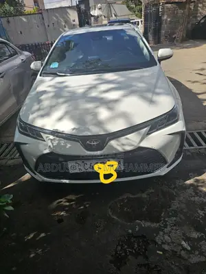 Toyota Corolla 2023 White