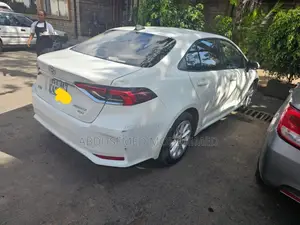 Toyota Corolla 2023 White