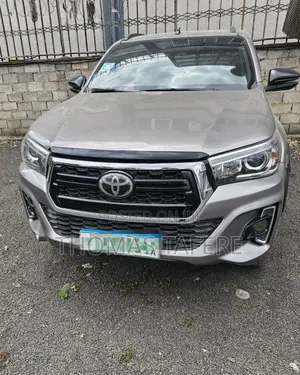 Toyota Hilux 2020 Beige
