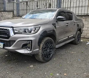 Toyota Hilux 2020 Beige