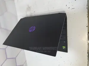 New Laptop HP 8GB AMD Ryzen 5 SSD 512GB