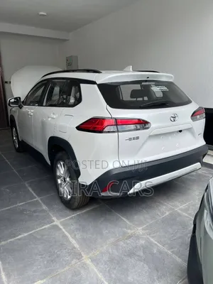 New Toyota Corolla Cross 2025 White