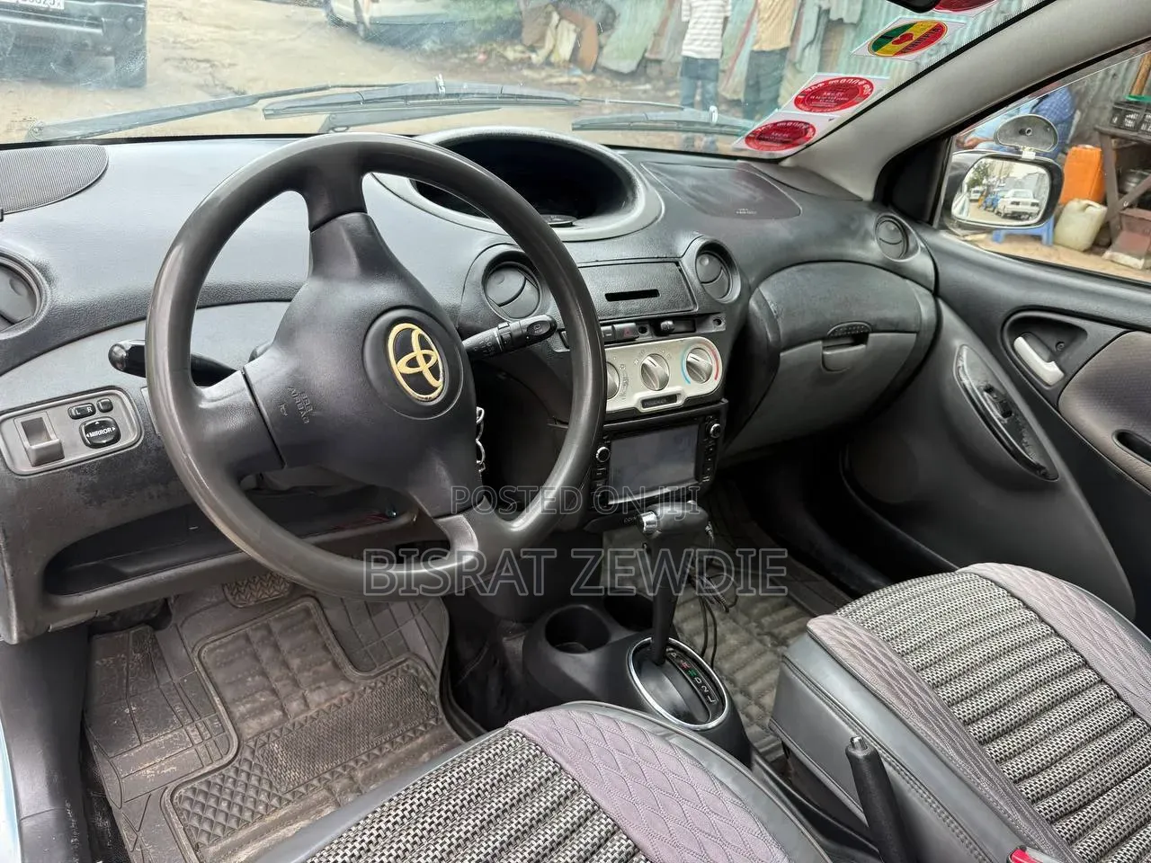 Toyota Vitz 2004