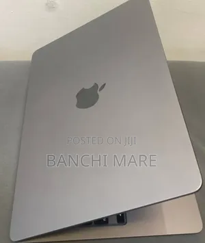 New Laptop Apple MacBook Air 2025 M4 16GB Apple M4 SSD 512GB