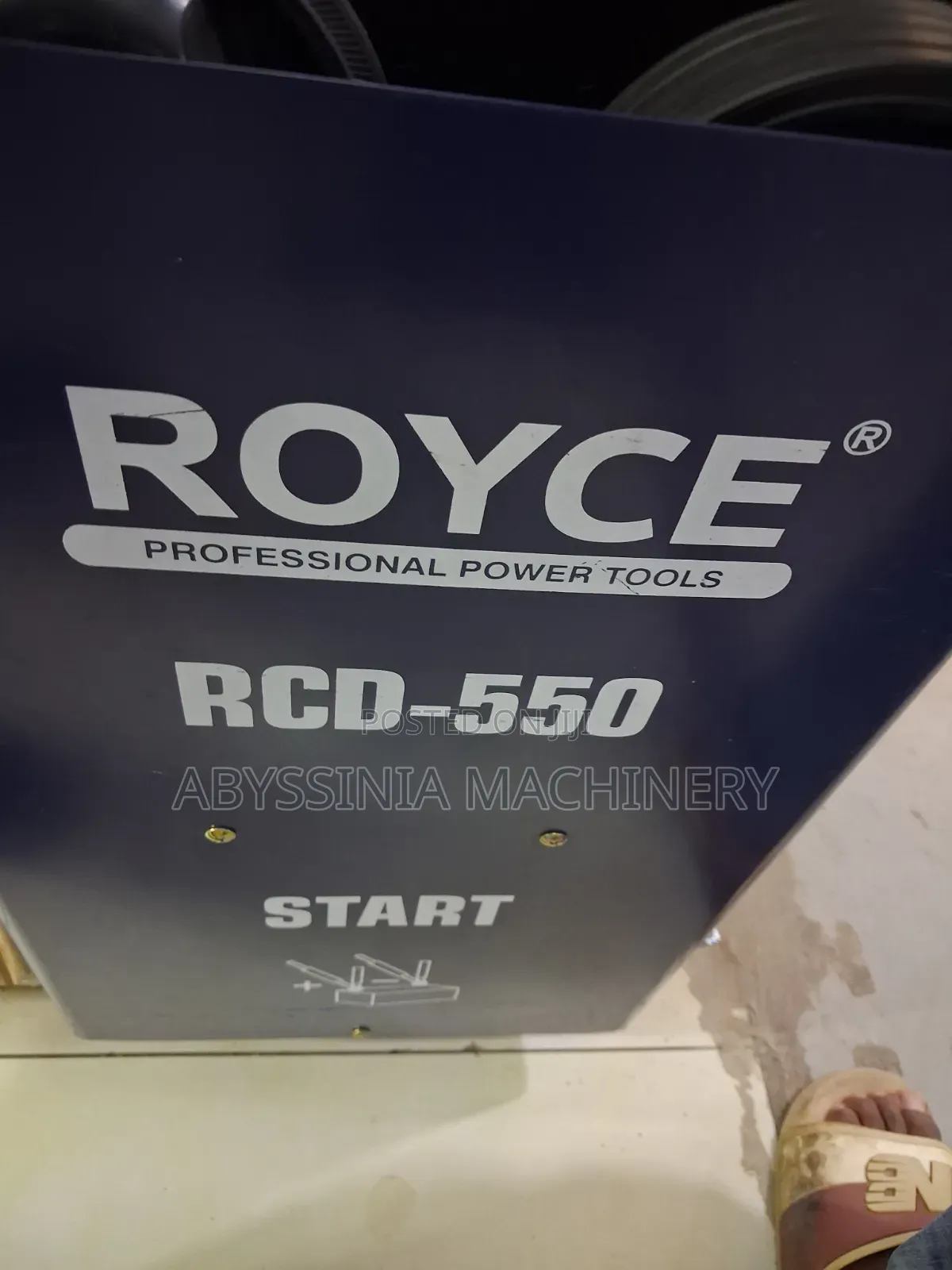 ROYCE RCD-550 Battery Charger | 12v/24v Car Battery Charger Starter