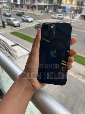 New Apple iPhone 13 256 GB Blue