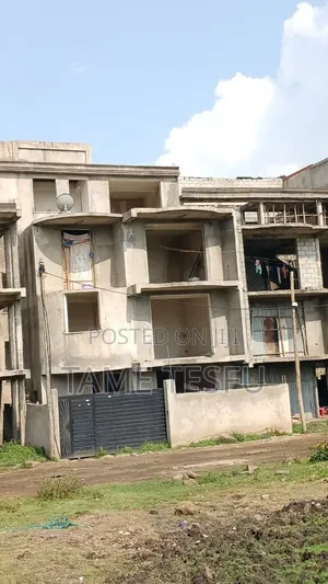 Furnished 8bdrm House in Hayat, Bole for sale