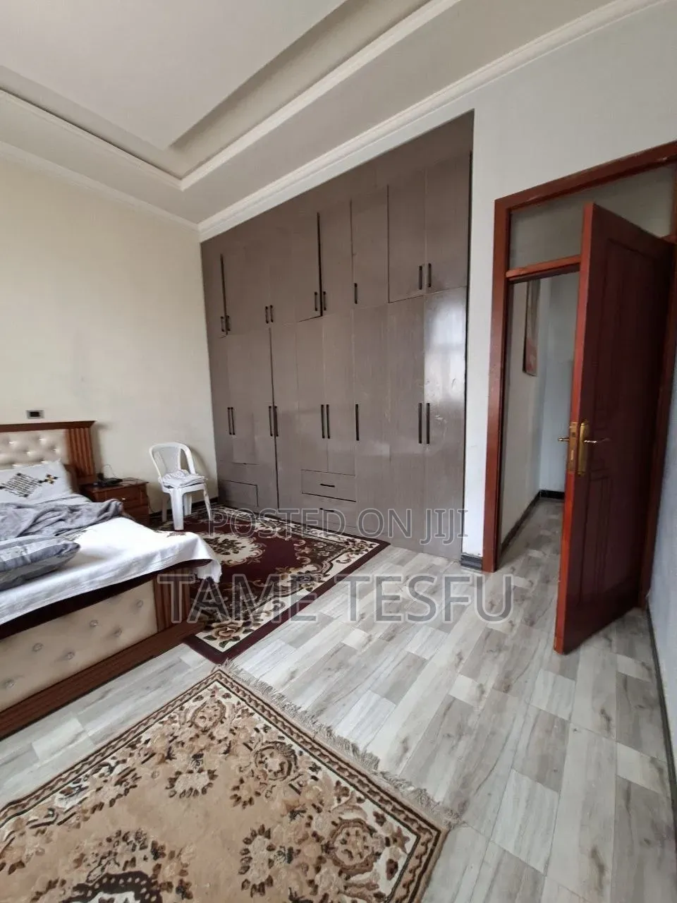 Furnished 8bdrm House in Hayat, Bole for sale