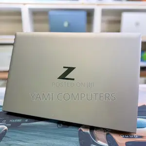 New Laptop HP ZBook Firefly G8 16GB Intel Core i7 SSD 512GB