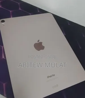 New Apple iPad Air 64 GB