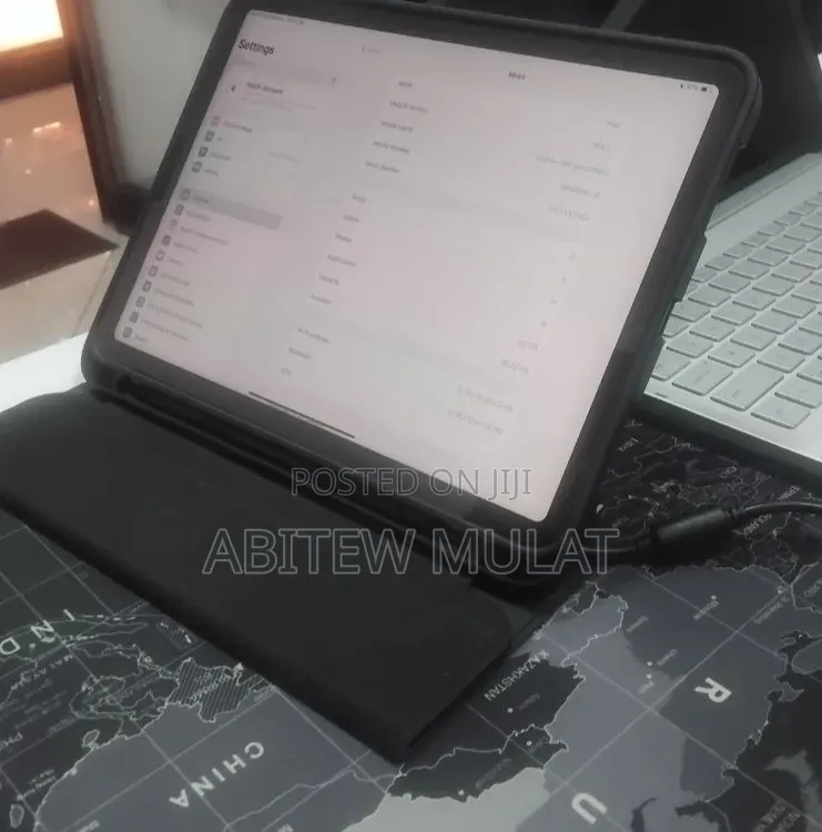 New Apple iPad Air 64 GB