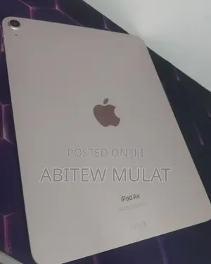 New Apple iPad Air 64 GB