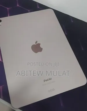New Apple iPad Air 64 GB