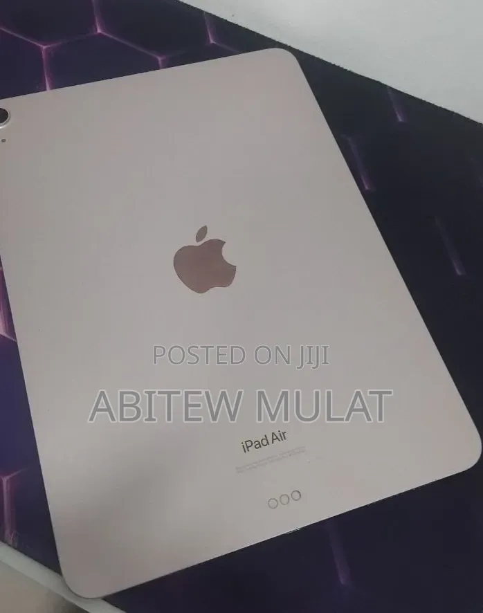 New Apple iPad Air 64 GB