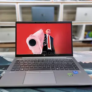 New Laptop HP ZBook Firefly G8 16GB Intel Core i7 SSD 512GB