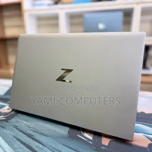 New Laptop HP ZBook Firefly G8 16GB Intel Core i7 SSD 512GB