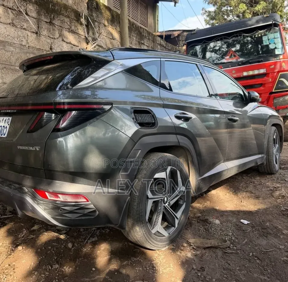 Hyundai Tucson 2022 Gray