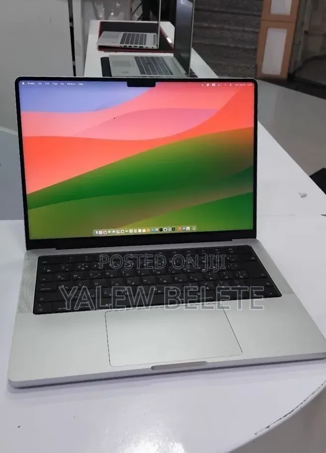 New Laptop Apple MacBook Pro 16GB Apple M4 Pro SSD 512GB