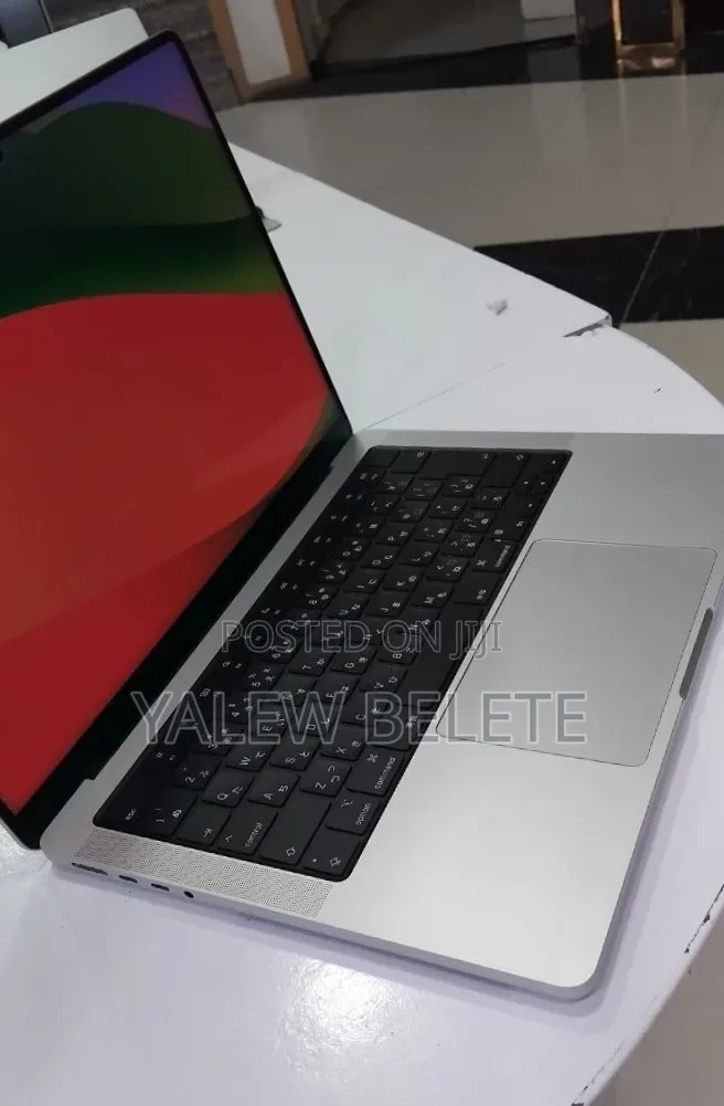 New Laptop Apple MacBook Pro 16GB Apple M4 Pro SSD 512GB