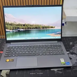 New Laptop Lenovo 16GB Intel Core i5 SSD 512GB