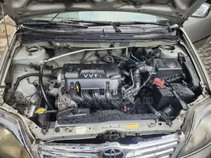 Toyota Corolla 2003 Gold