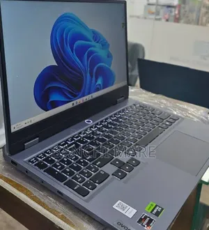 New Laptop Lenovo LOQ 15ARP9 16GB AMD Ryzen 5 SSD 512GB