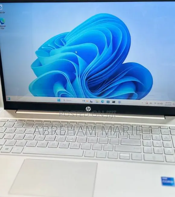 New Laptop HP Pavilion 15 8GB Intel Core i5 SSD 512GB