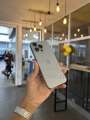 Apple iPhone 15 Pro Max 256 GB