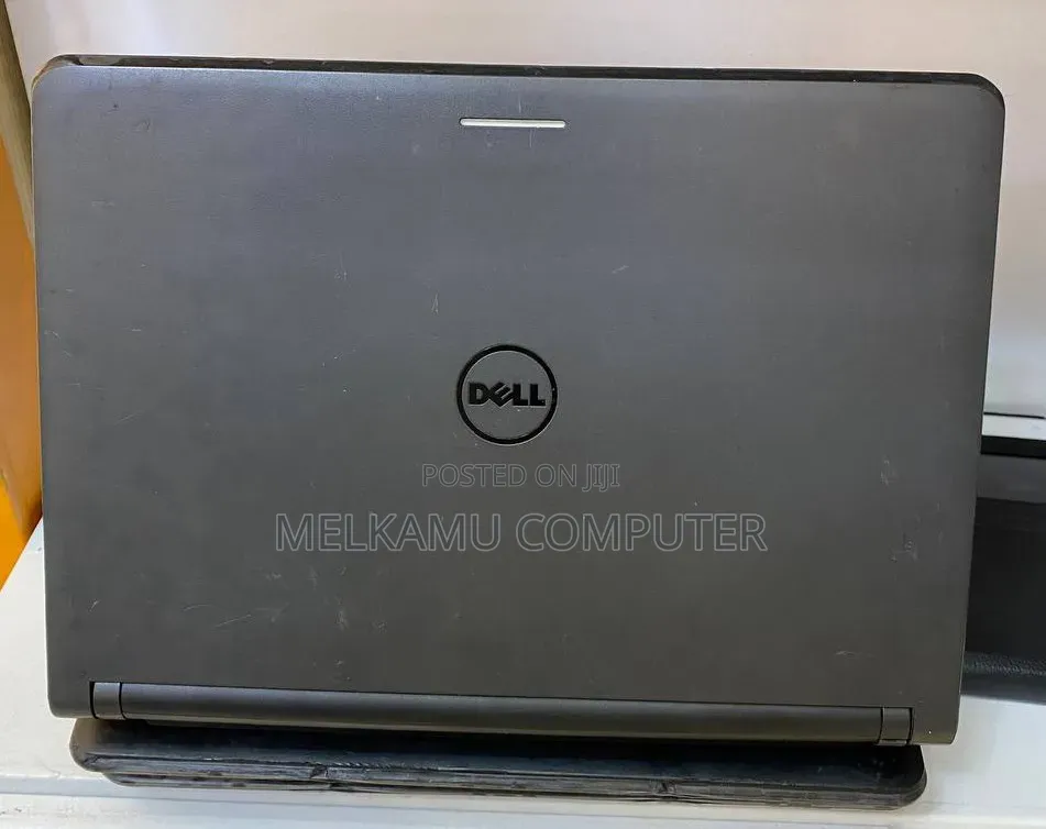 Laptop Dell Latitude 3340 4GB Intel Core i5 HDD 500GB