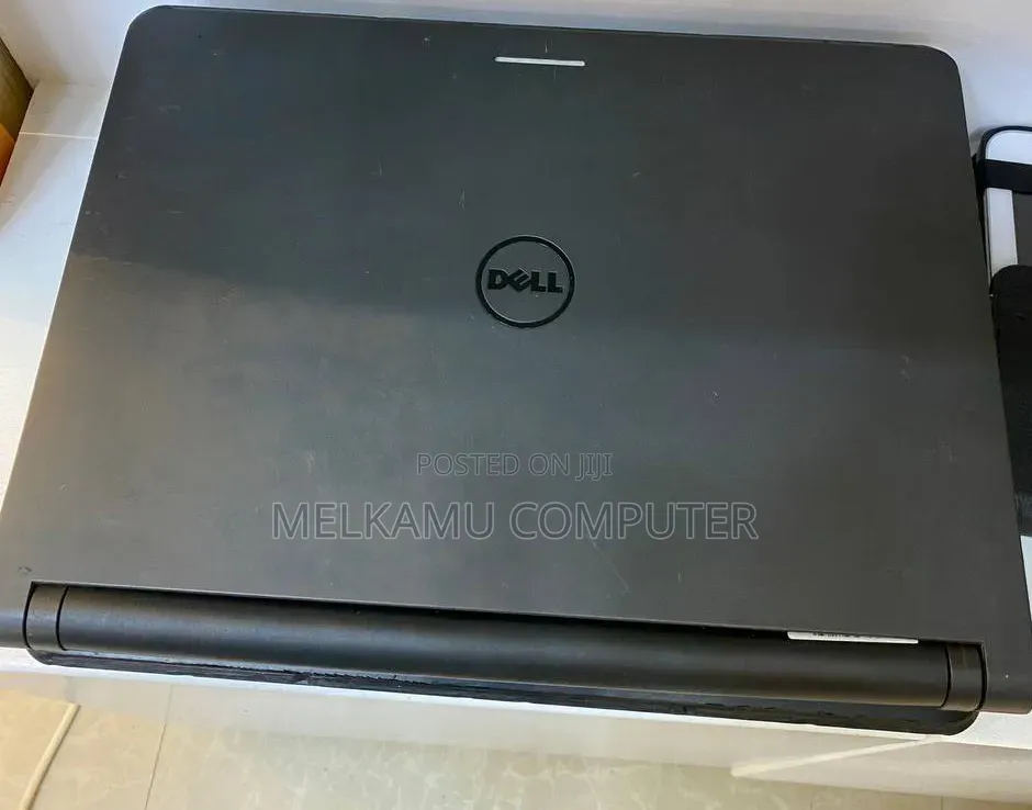 Laptop Dell Latitude 3340 4GB Intel Core i5 HDD 500GB