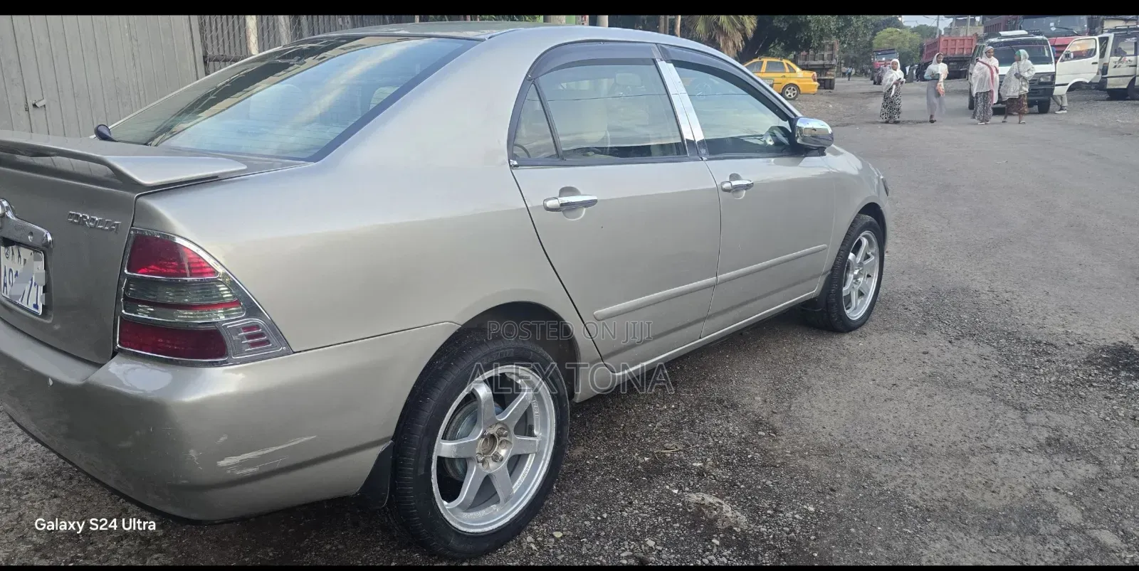 Toyota Corolla 2003 Gold